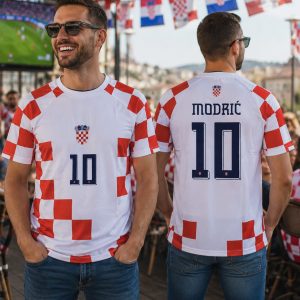 Odrasli dres Modrić 10 – Model 103 – crveno bijela – Nogometni dresovi