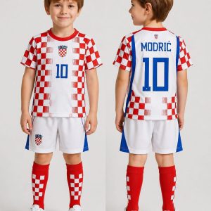 Hrvatski nogometni dres 2026 – replika (set majica + hlačice / komplet) – Nogometni dresovi